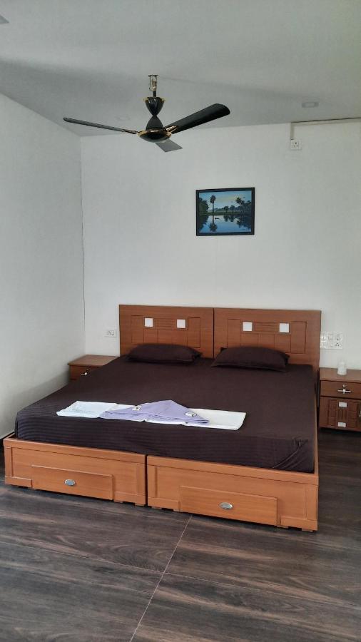 Southcanal Holidays Alappuzha Exterior foto